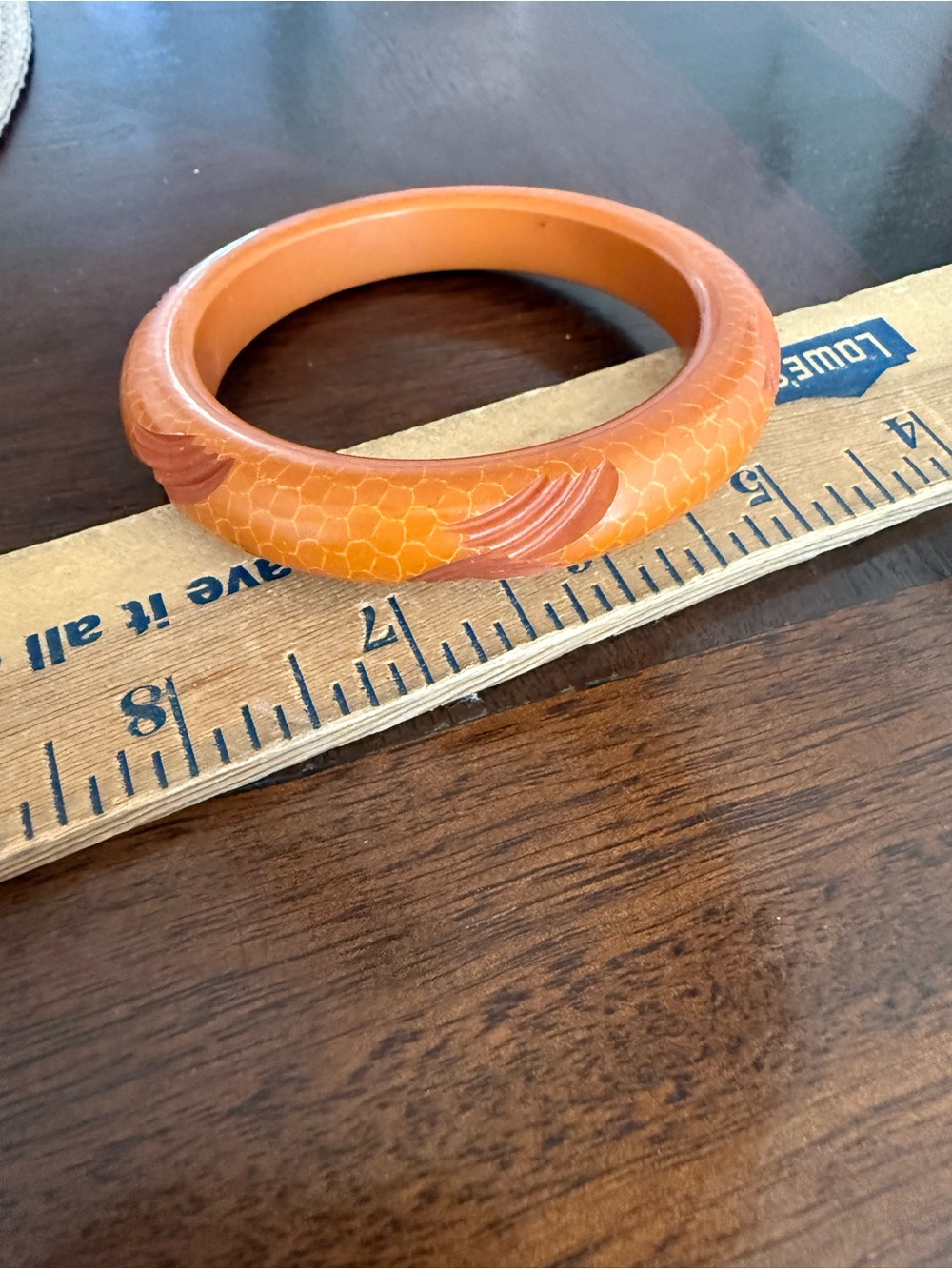 bakelite bracelet vintage bangle carved - Picture 2 of 5